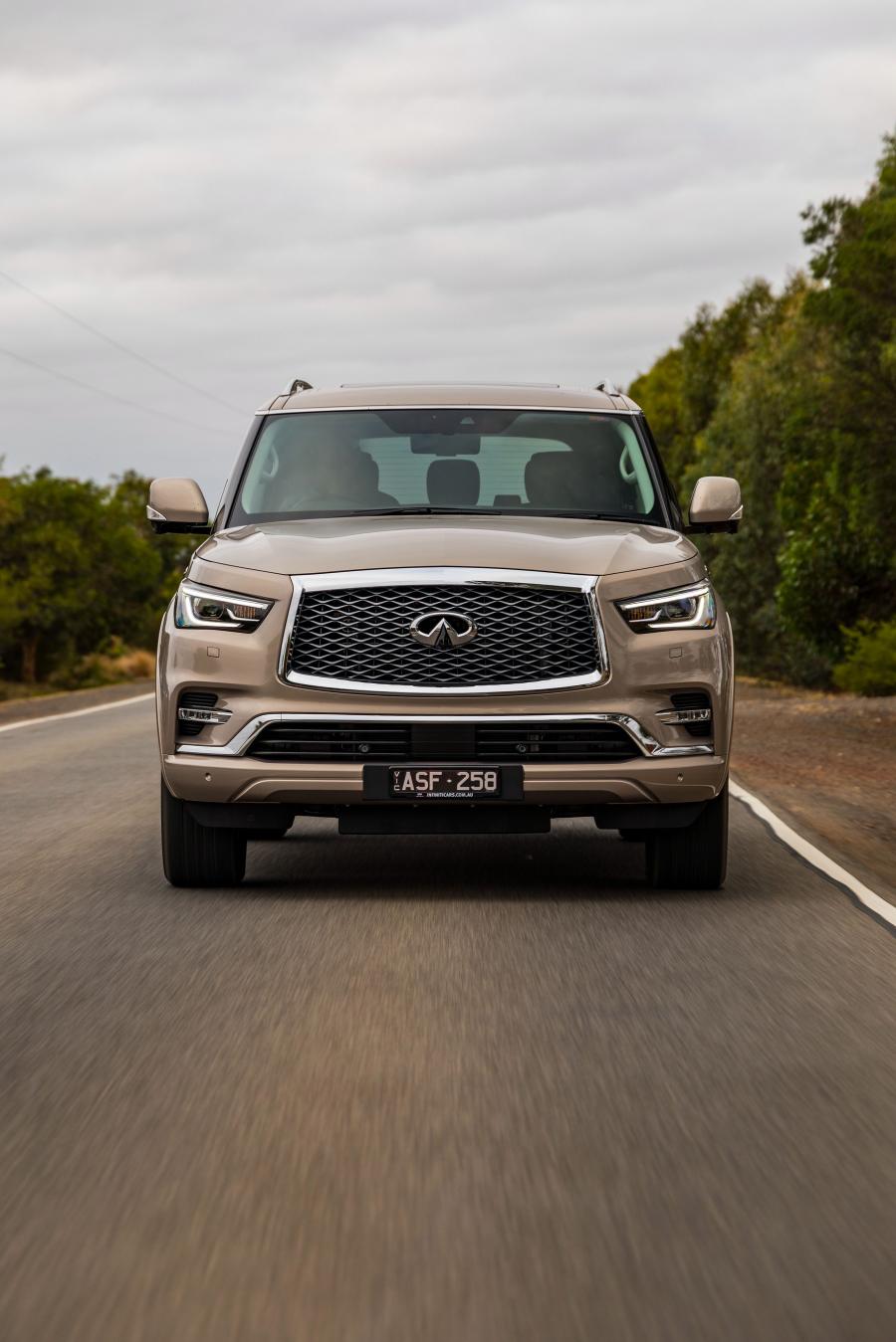 Infiniti QX80 5.6 2018 года  (AU) (фото 5 из 40)